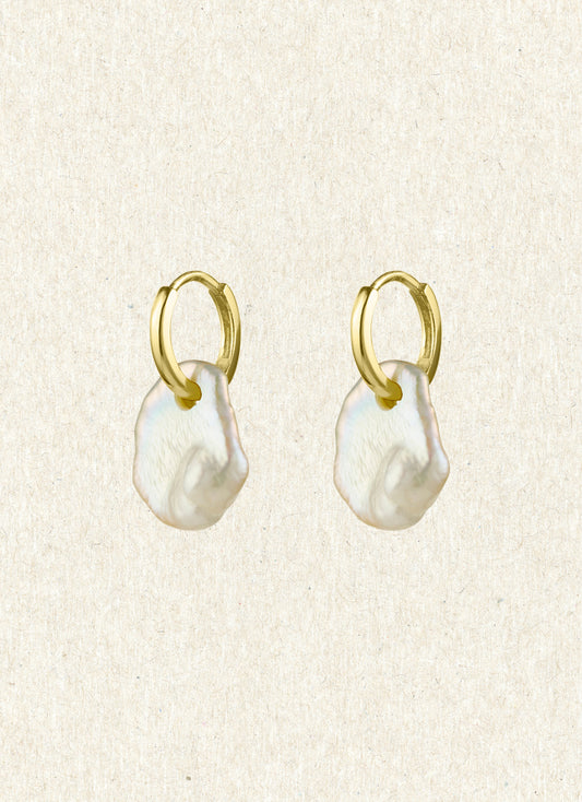 Mila Freshwater Pearl Earrings